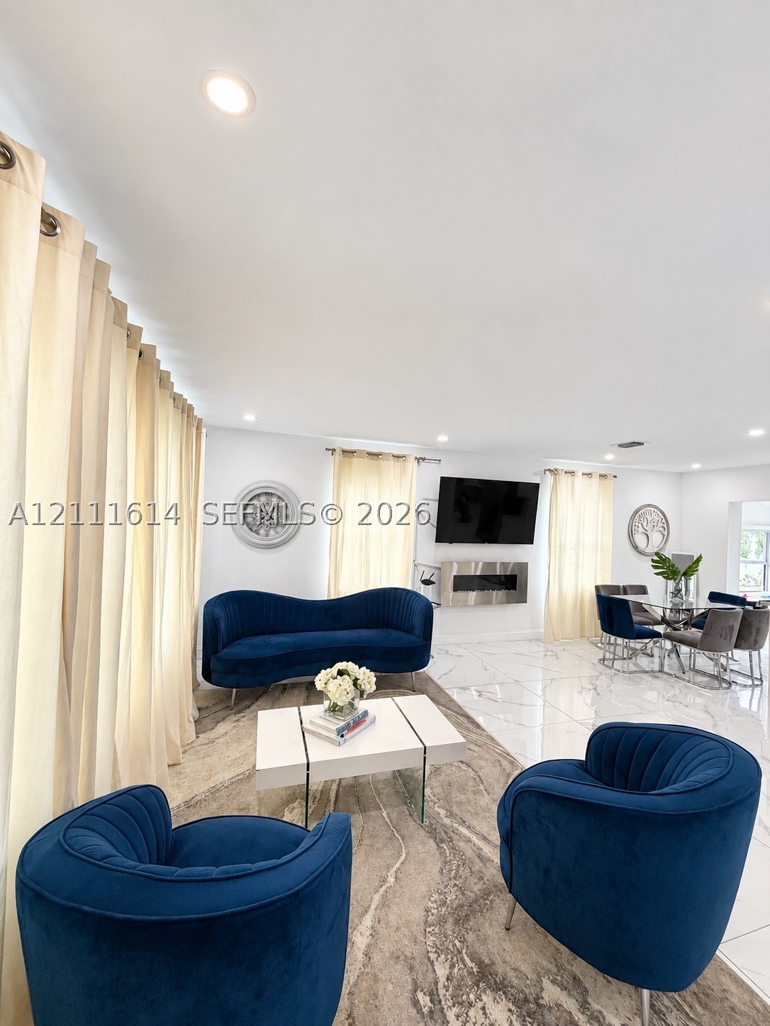 935 NE 164th St, North Miami Beach FL 33162