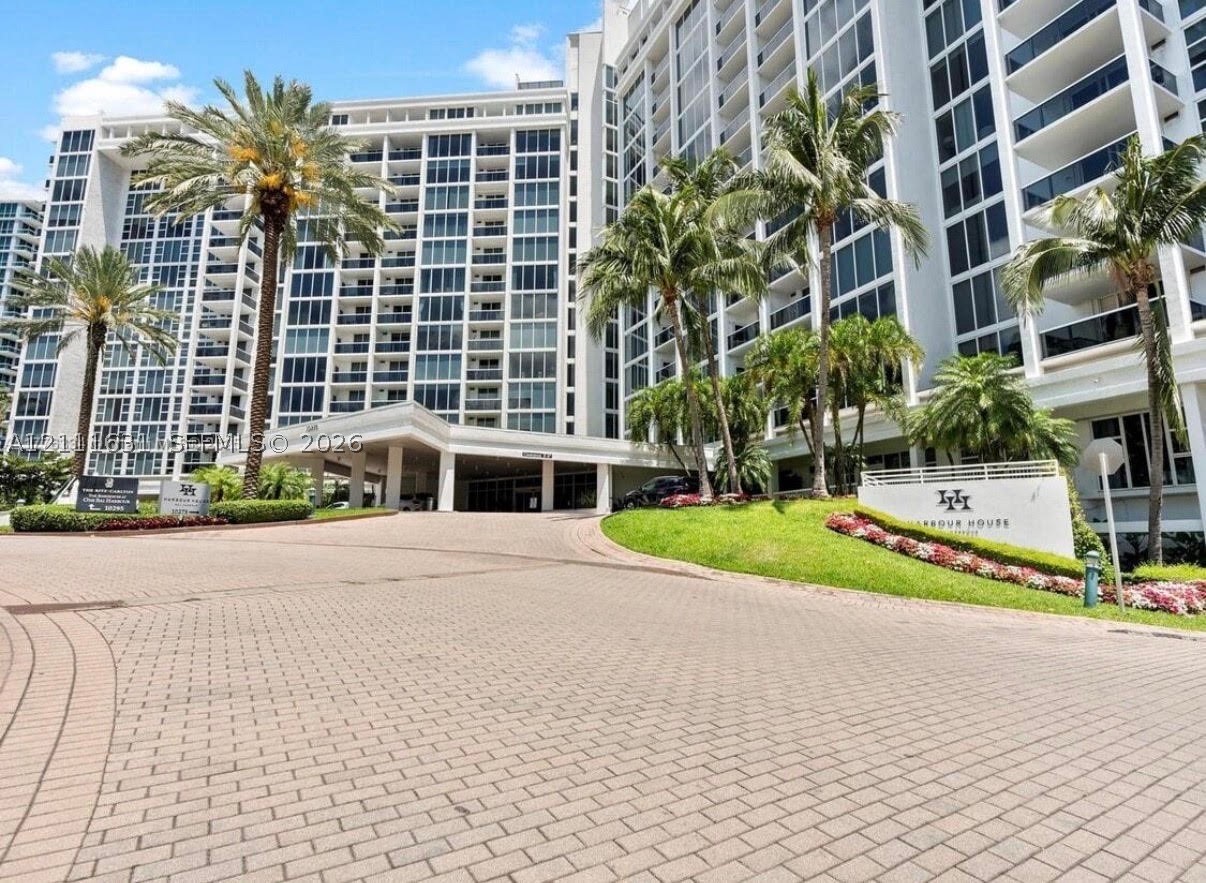10275 E Collins Ave #603, Bal Harbour FL 33154