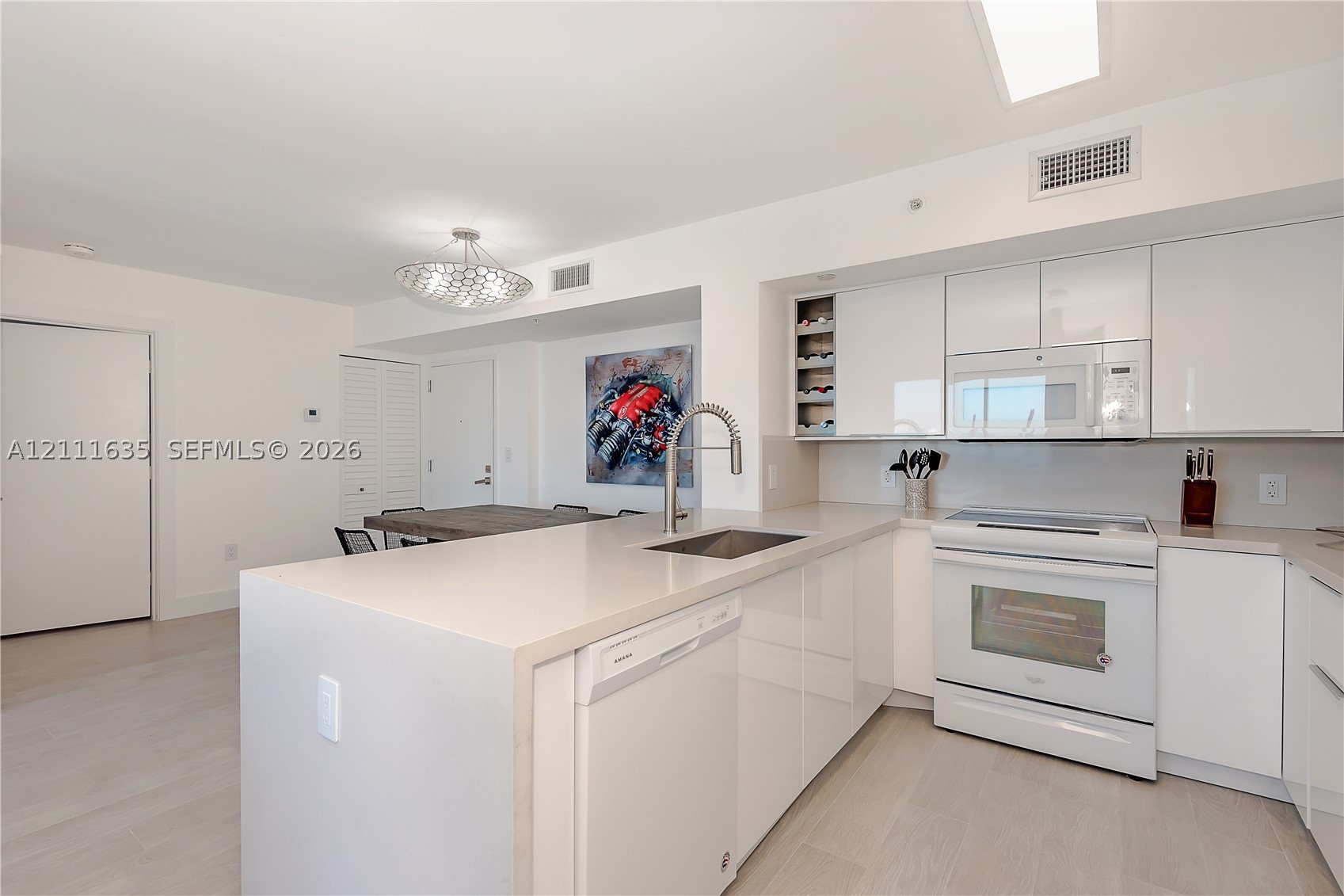 90 Alton Rd #2410, Miami Beach FL 33139