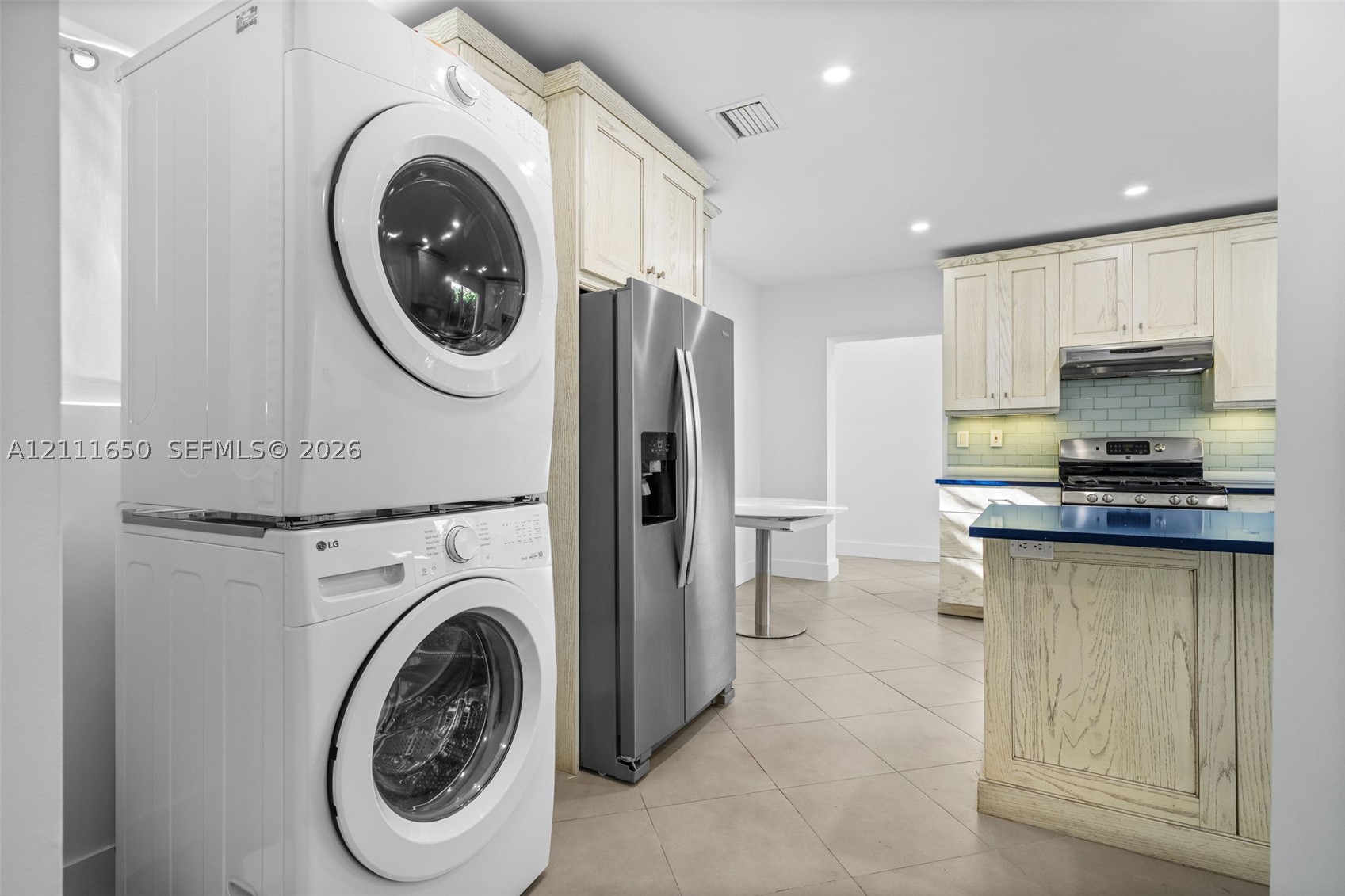 338 Taylor St #1, Hollywood FL 33019