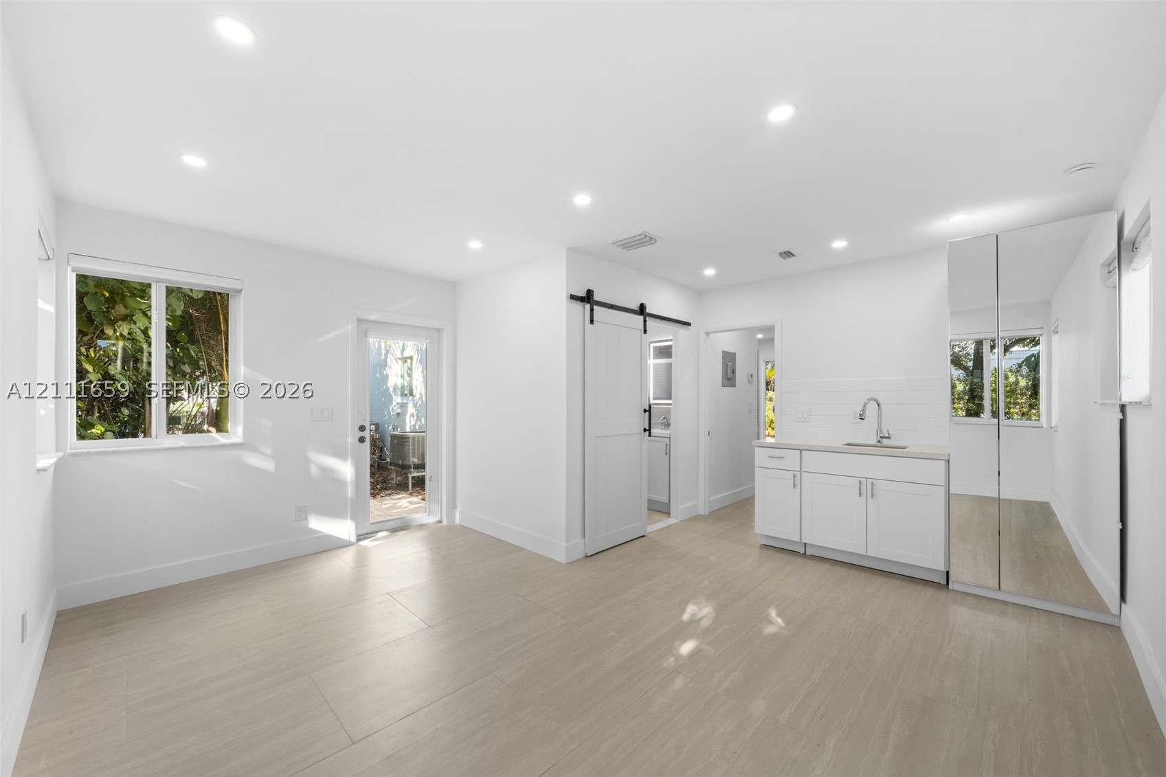 338 Taylor St #2, Hollywood FL 33019