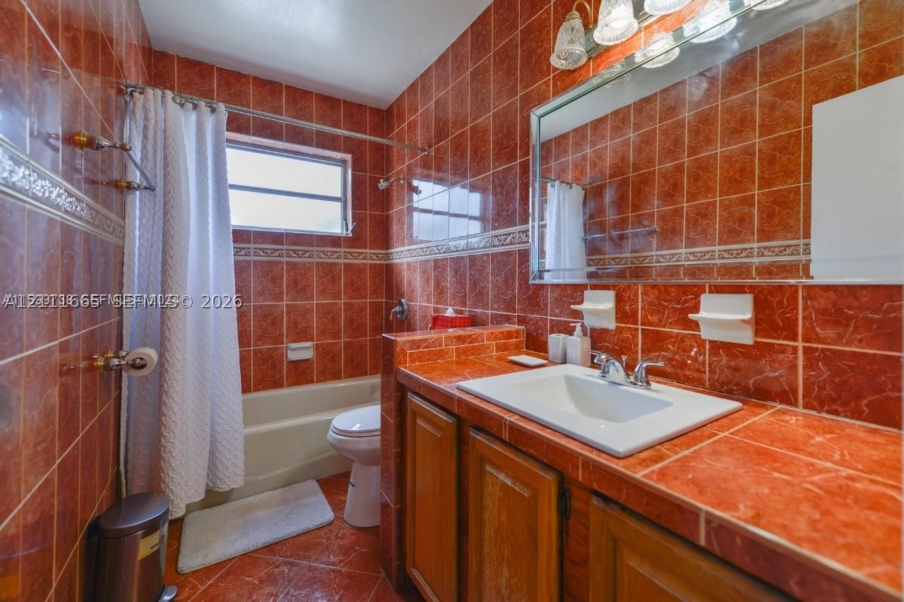 12520 NE Miami Pl #0, North Miami FL 33161