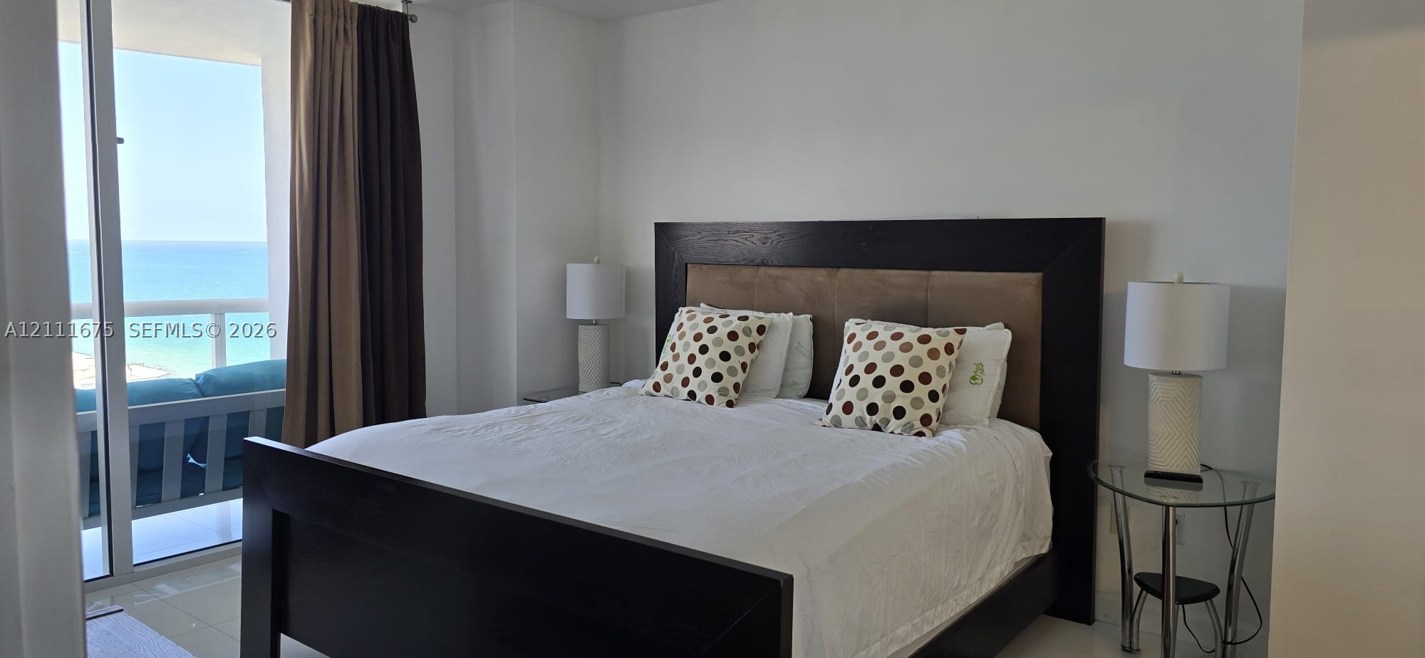 6365 Collins Ave #2209, Miami Beach FL 33141
