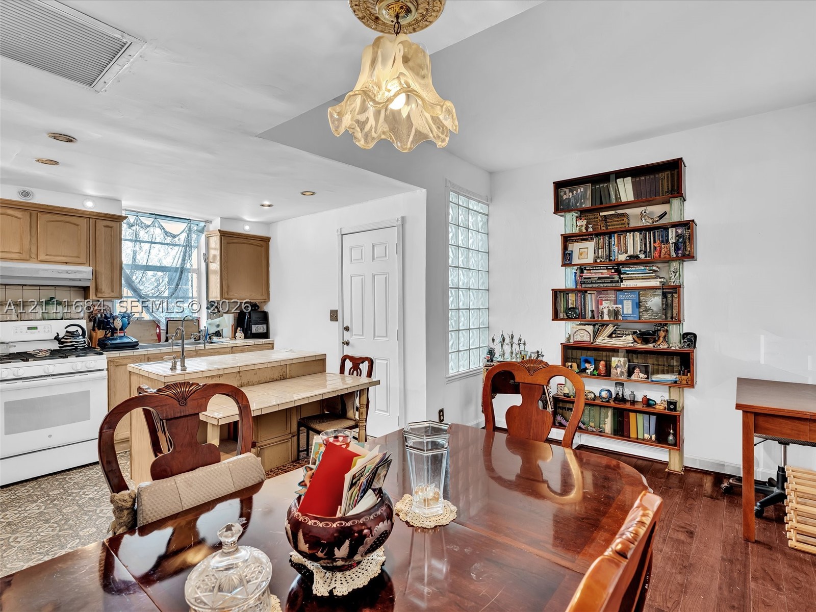 503 12th St #5, Miami Beach FL 33139