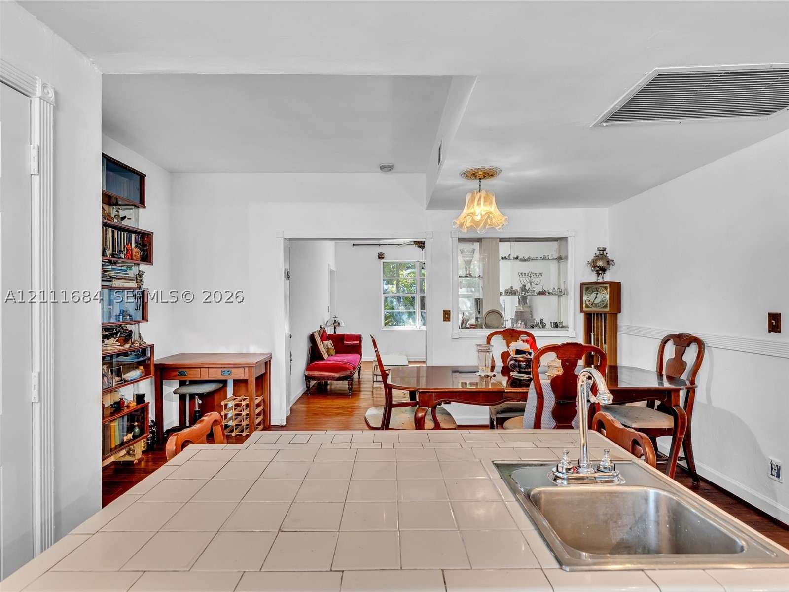 503 12th St #5, Miami Beach FL 33139