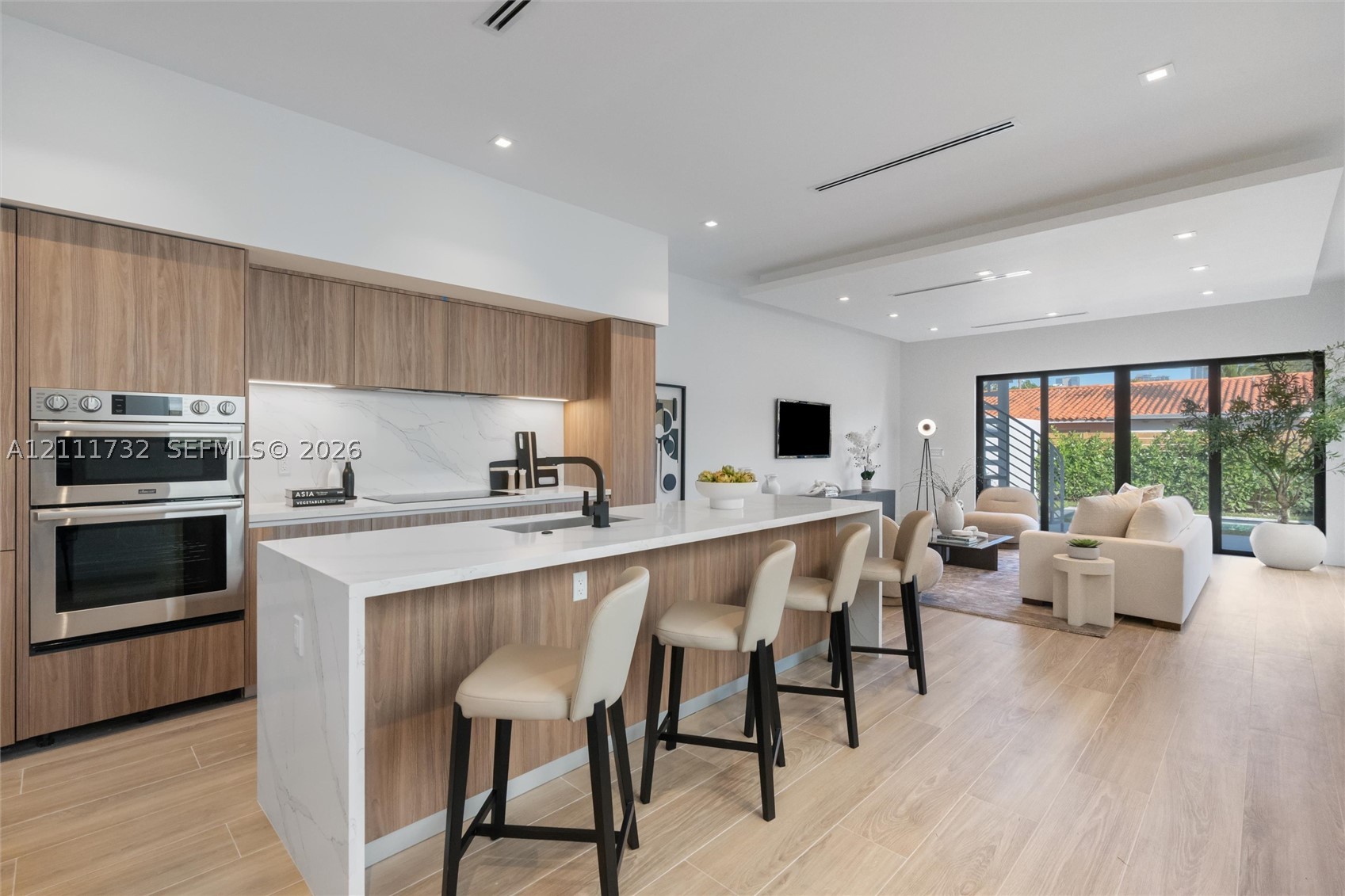 1247 SW 13th Ave, Miami FL 33135