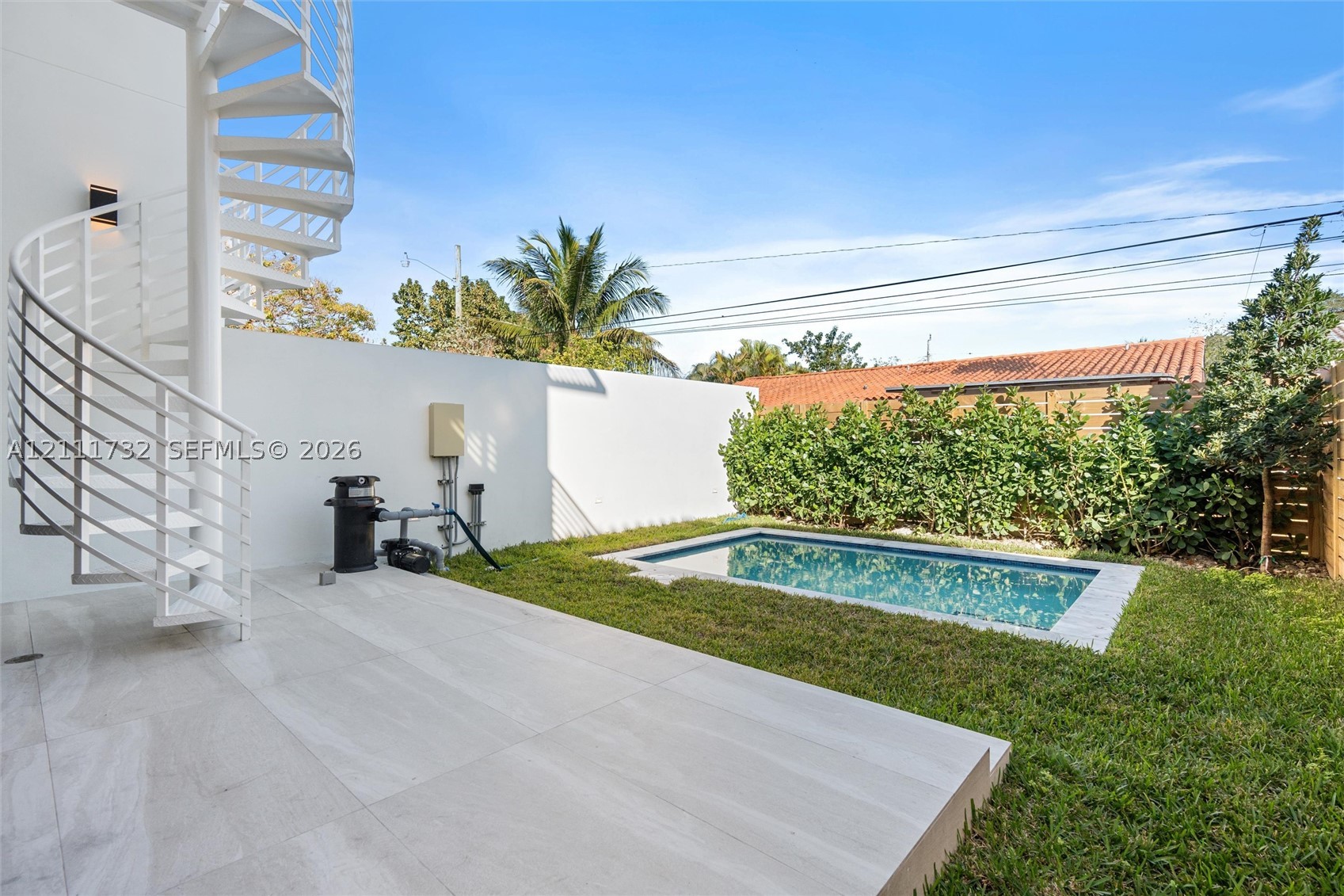1247 SW 13th Ave, Miami FL 33135