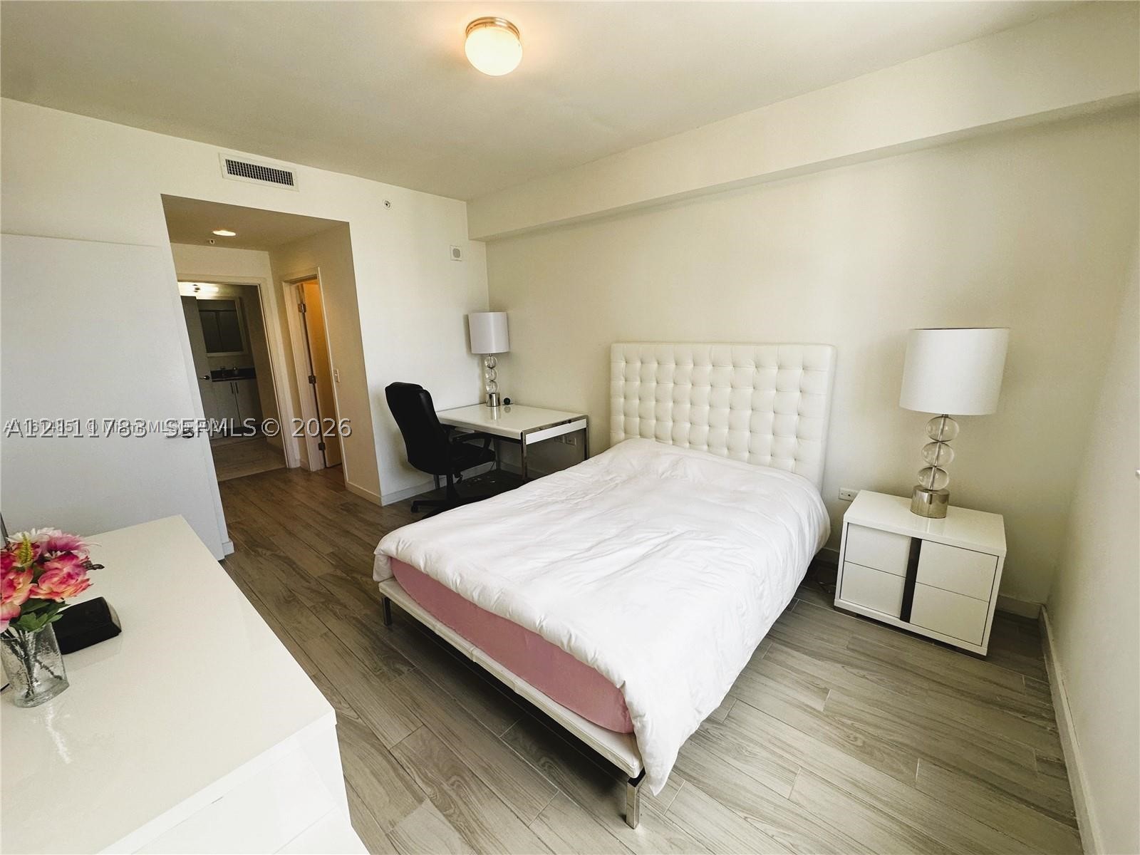 999 SW 1st Ave #2910, Miami FL 33130