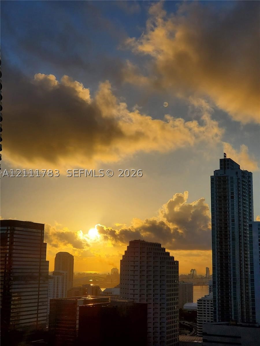 999 SW 1st Ave #2910, Miami FL 33130