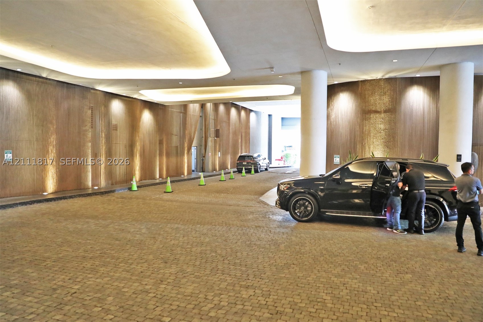 801 S Miami Ave #4907, Miami FL 33130