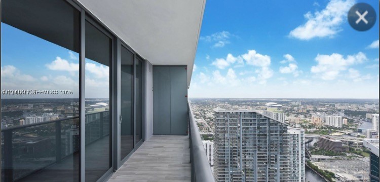 801 S Miami Ave #4907, Miami FL 33130