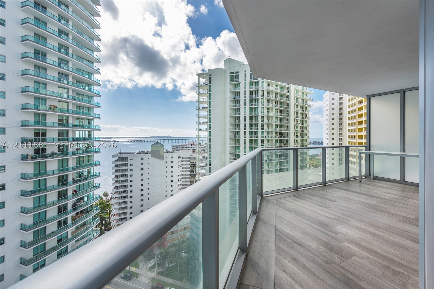 1300 Brickell Bay Dr #1909, Miami FL 33131