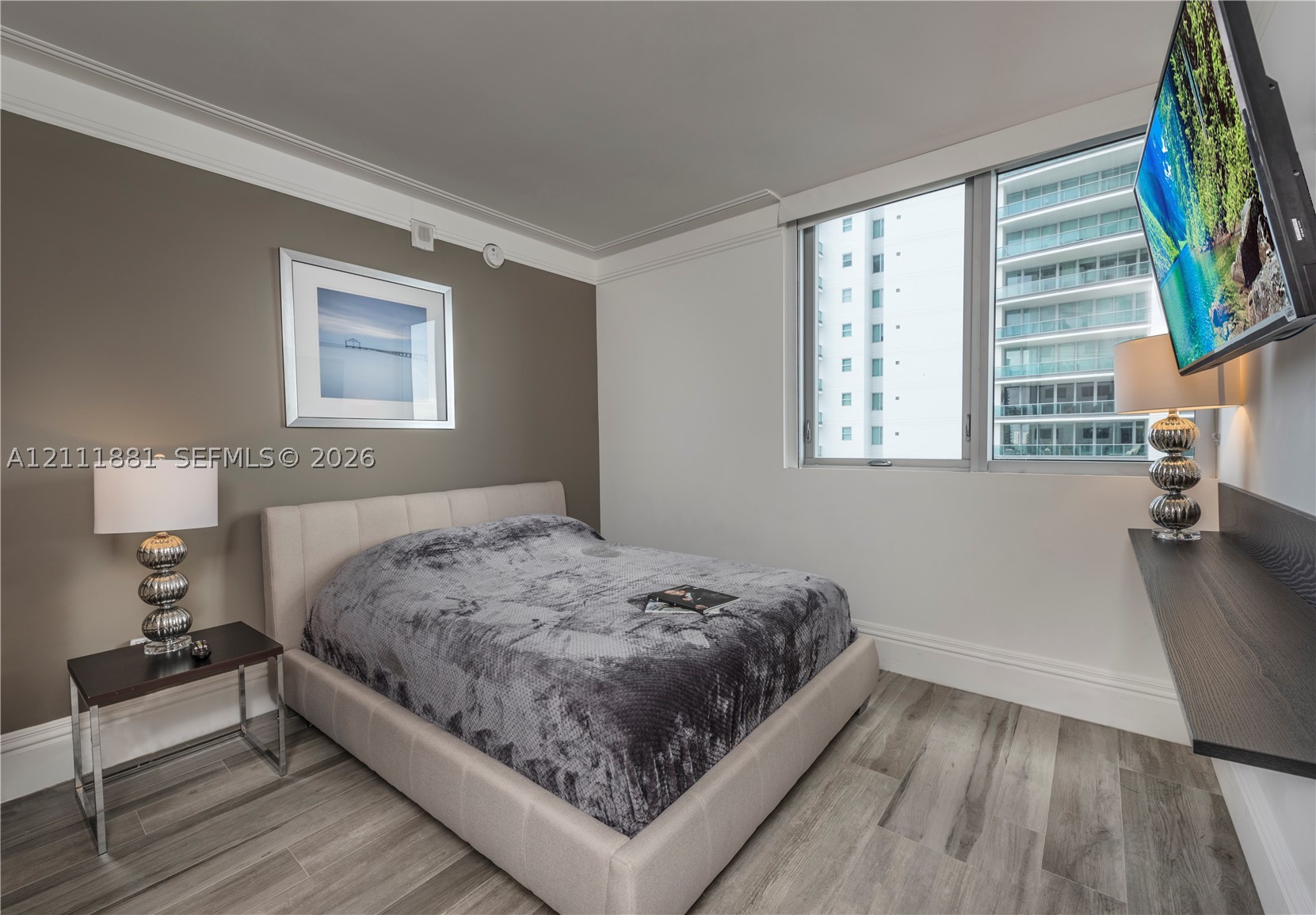 1300 Brickell Bay Dr #1909, Miami FL 33131