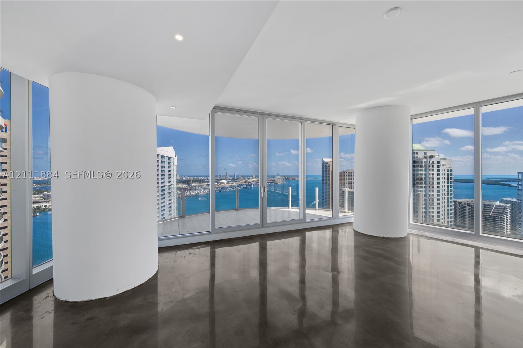 300 Biscayne Boulevard Way #3501E, Miami FL 33131