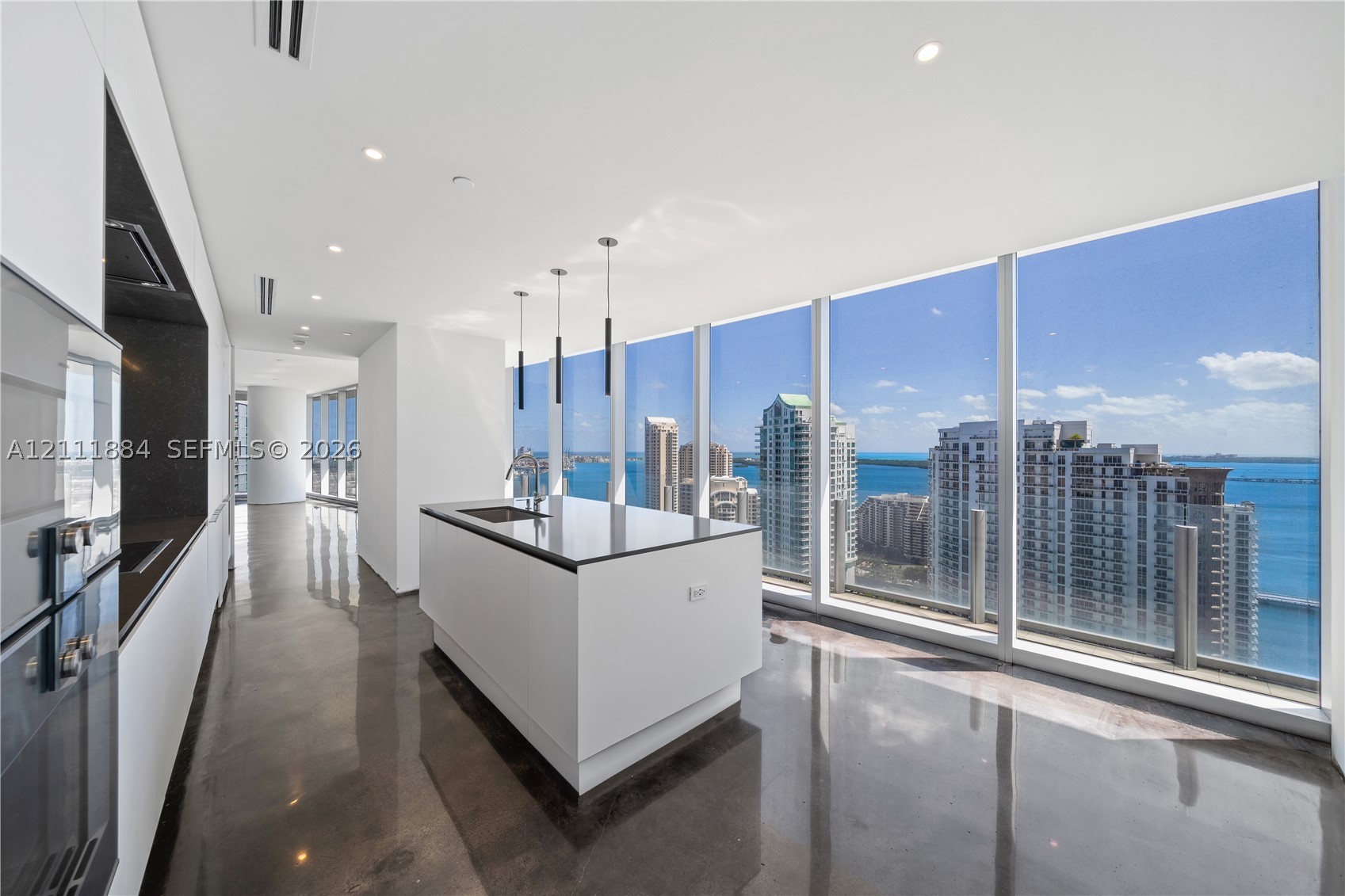 300 Biscayne Boulevard Way #3501E, Miami FL 33131