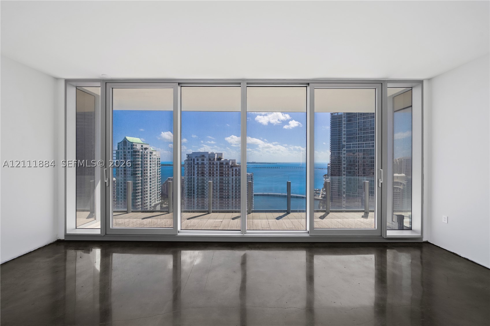300 Biscayne Boulevard Way #3501E, Miami FL 33131