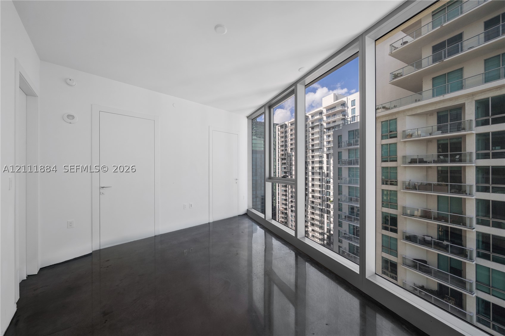 300 Biscayne Boulevard Way #3501E, Miami FL 33131