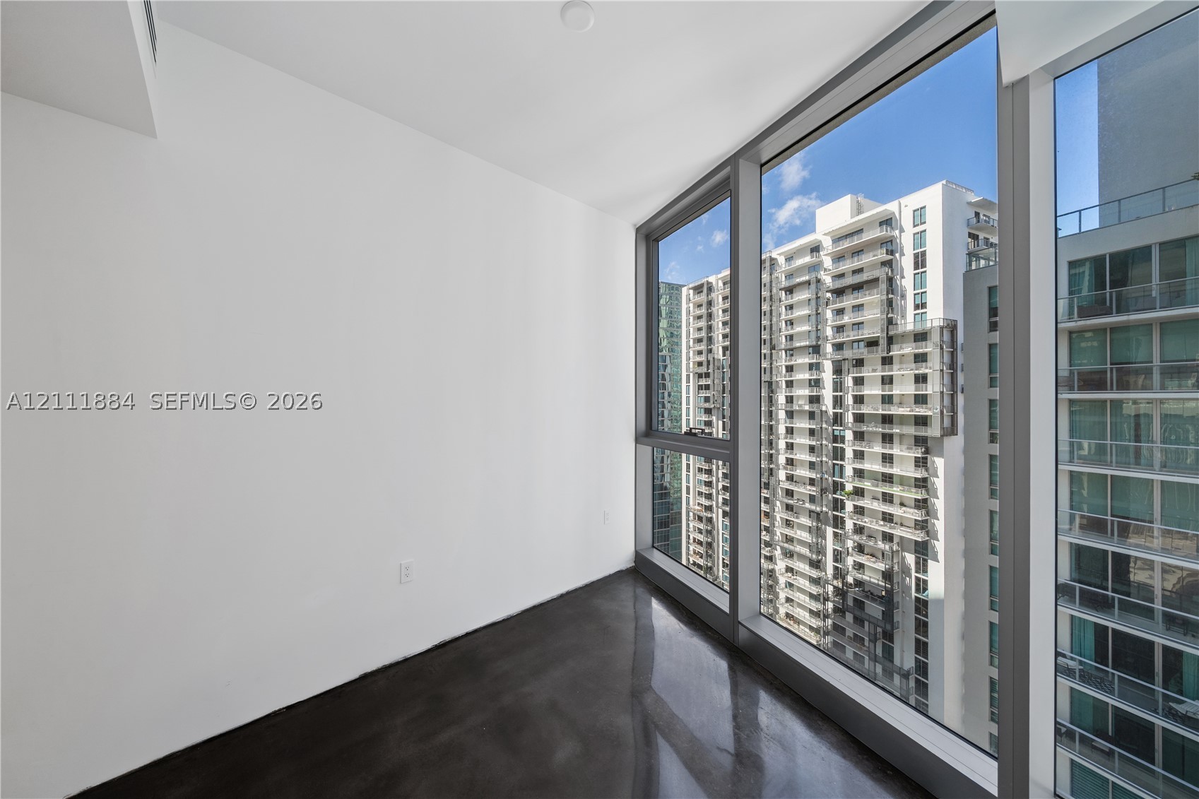 300 Biscayne Boulevard Way #3501E, Miami FL 33131