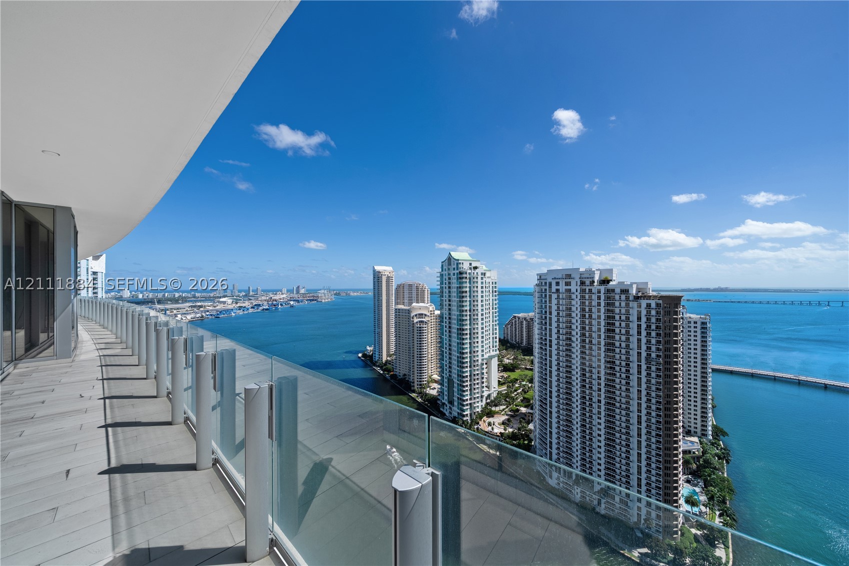 300 Biscayne Boulevard Way #3501E, Miami FL 33131