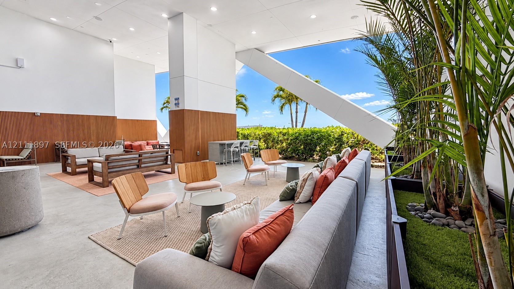 888 Biscayne Blvd #4312, Miami FL 33132