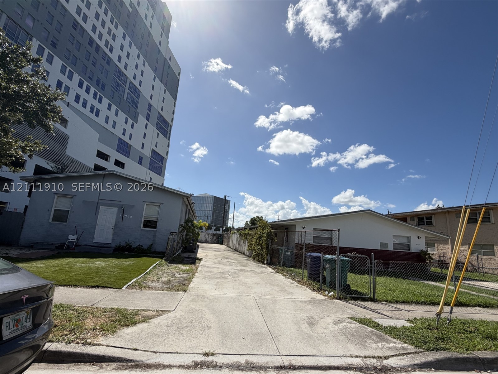 10764 SW 7th St, Sweetwater FL 33174
