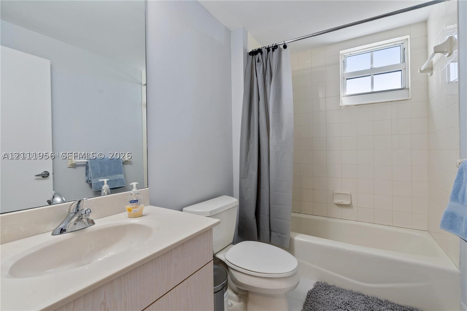 185 SE 14th Ter #1503, Miami FL 33131