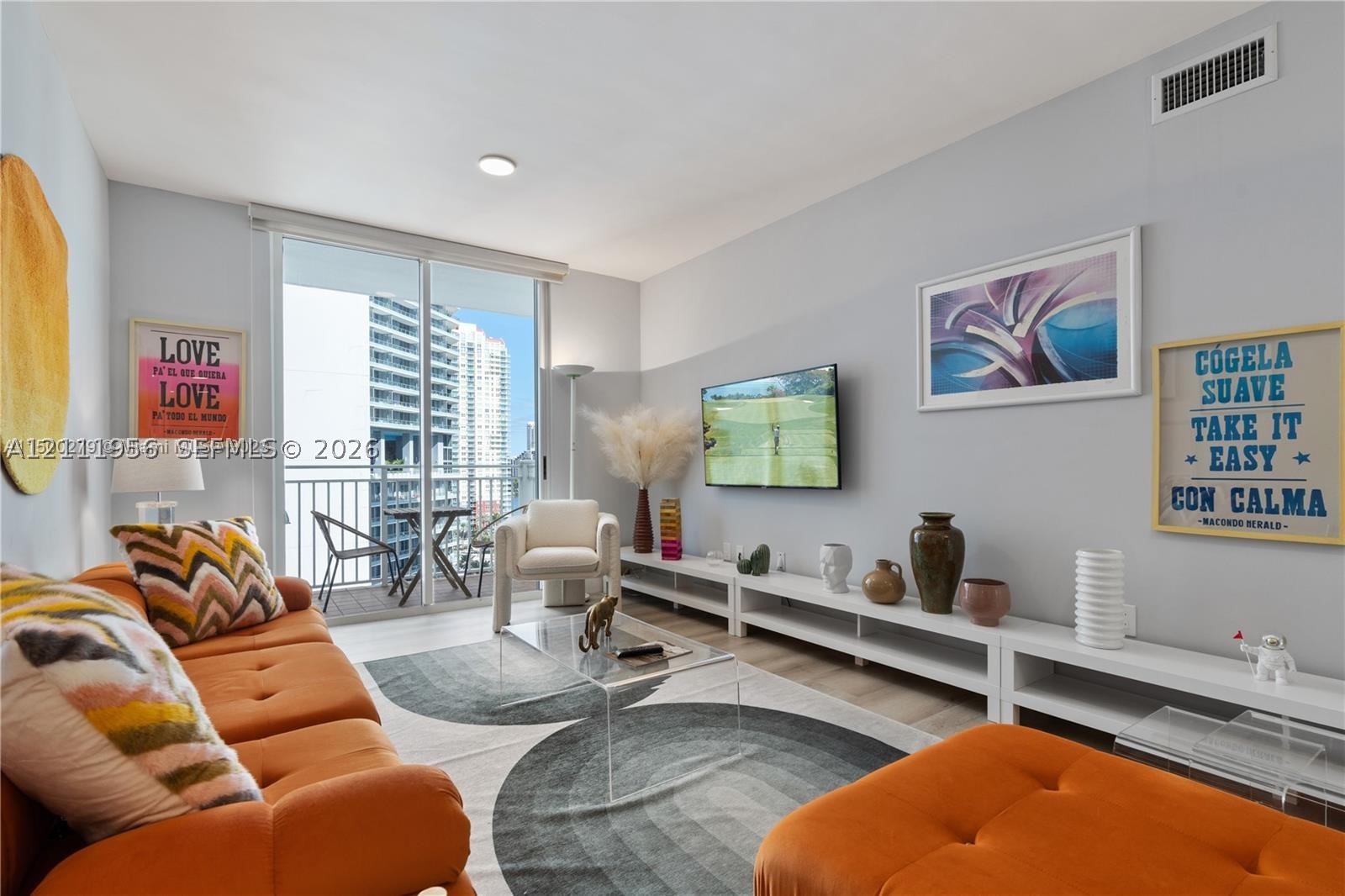 185 SE 14th Ter #1503, Miami FL 33131