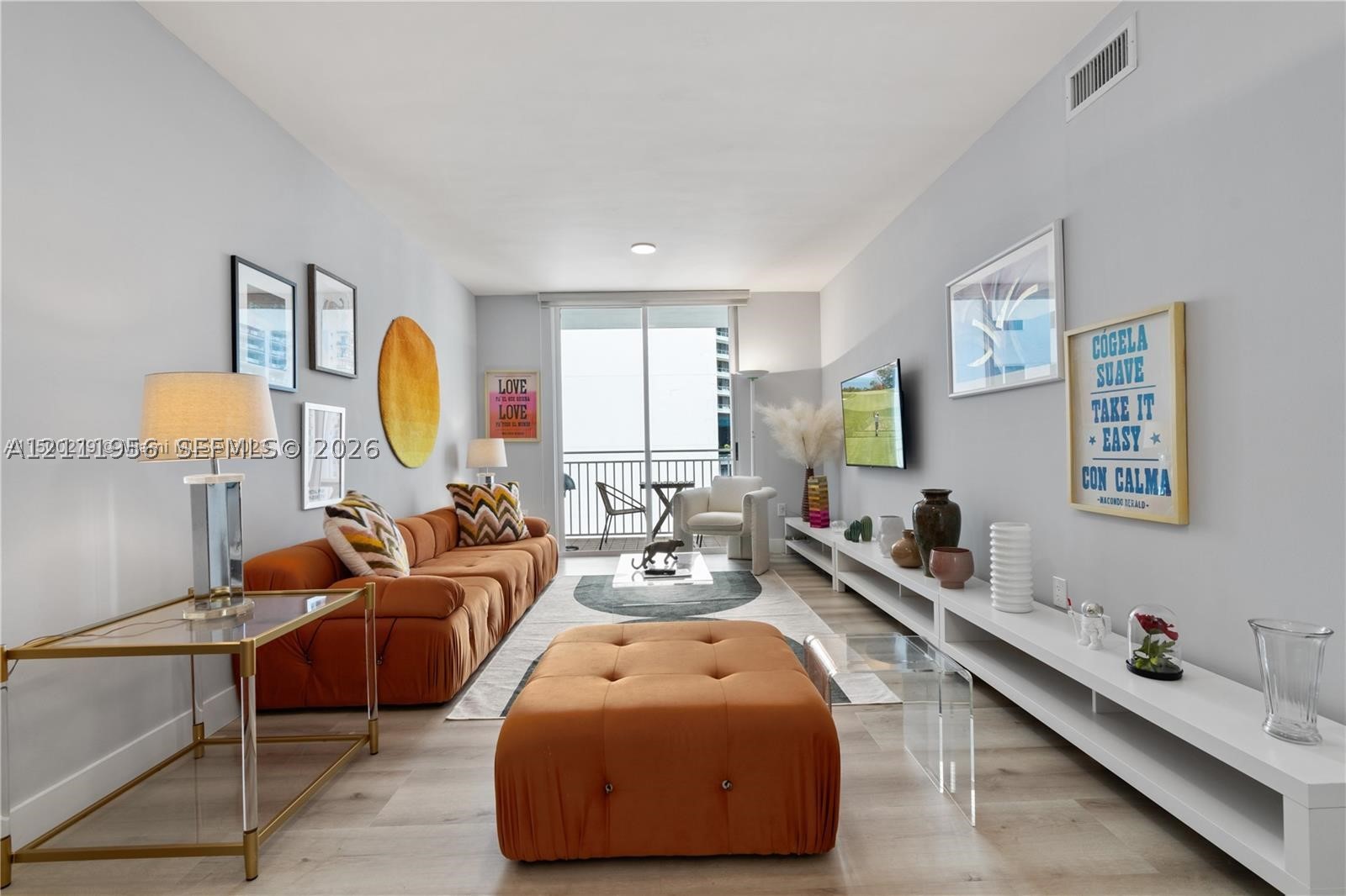 185 SE 14th Ter #1503, Miami FL 33131