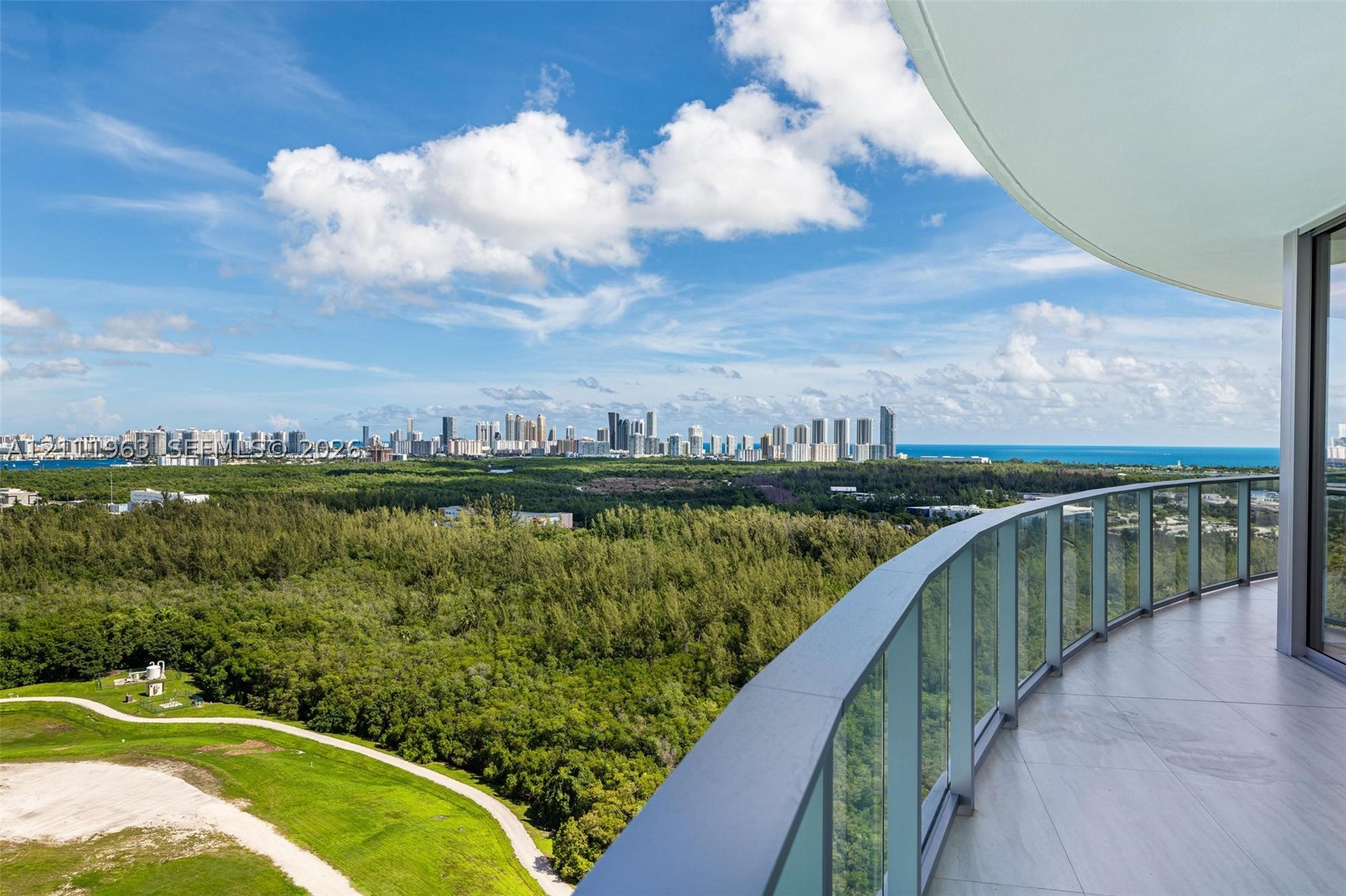 2411 Laguna Cir #2311, North Miami FL 33180