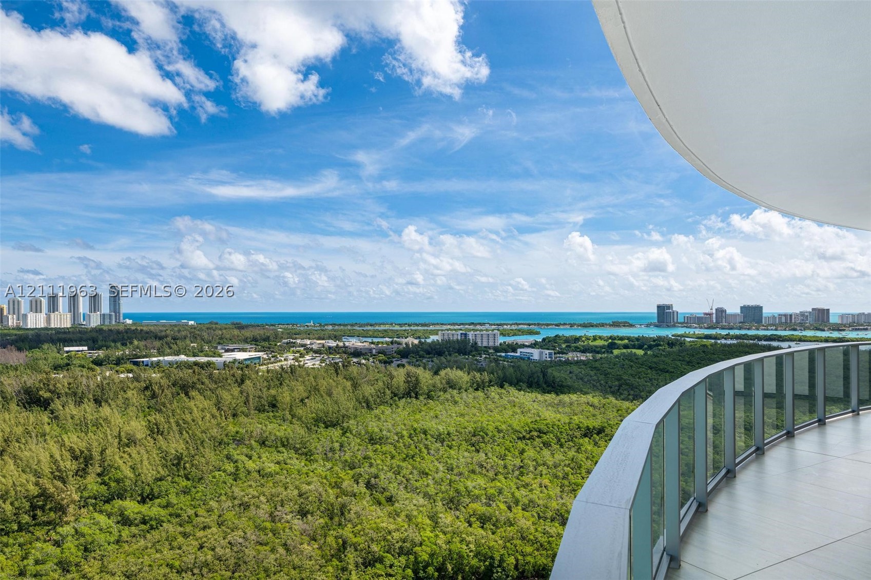 2411 Laguna Cir #2311, North Miami FL 33180