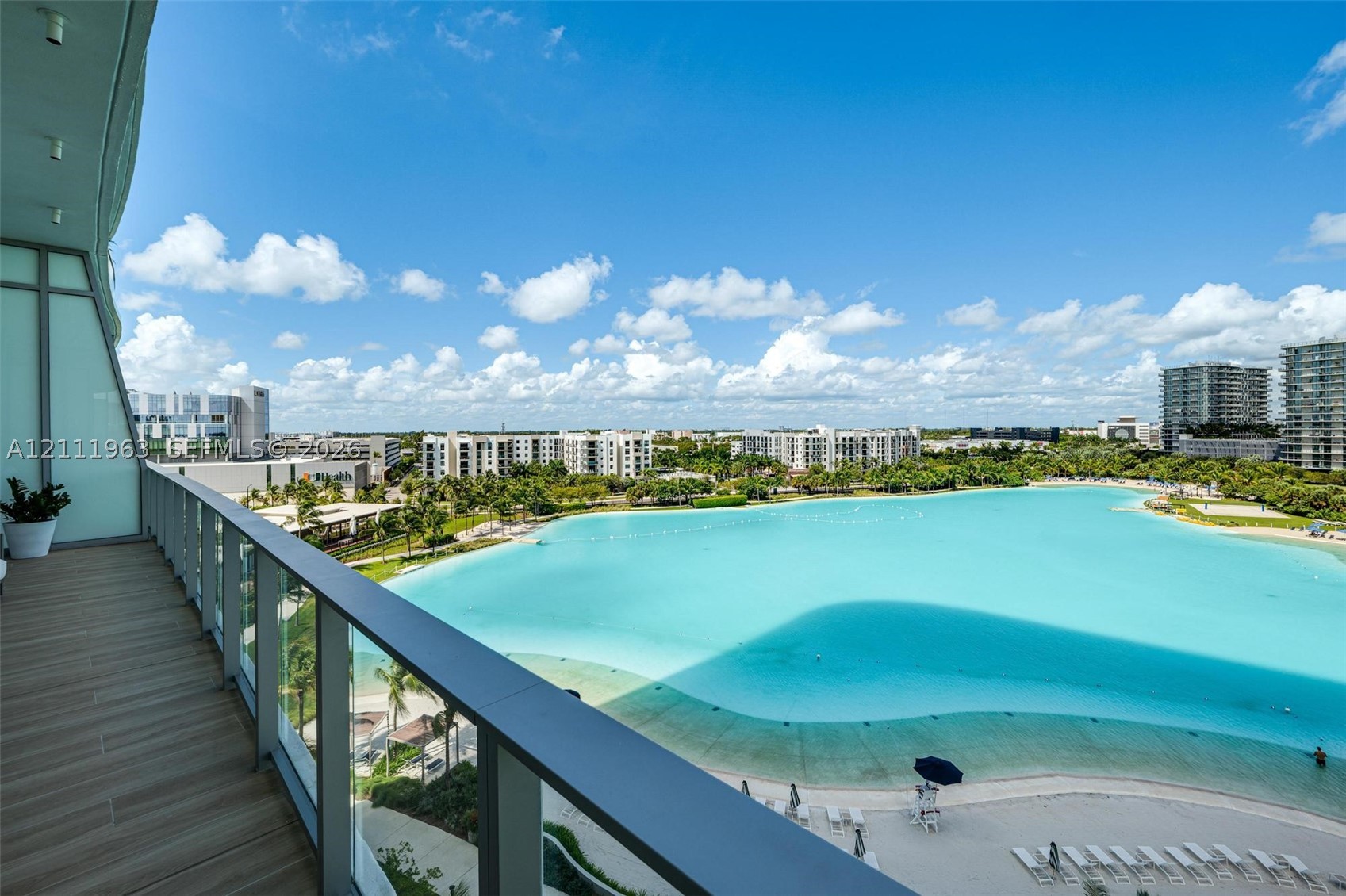 2411 Laguna Cir #2311, North Miami FL 33180