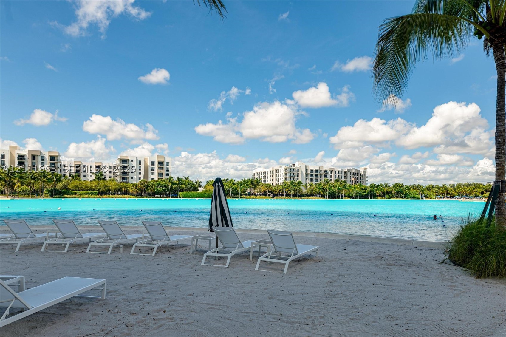 2411 Laguna Cir #2311, North Miami FL 33180