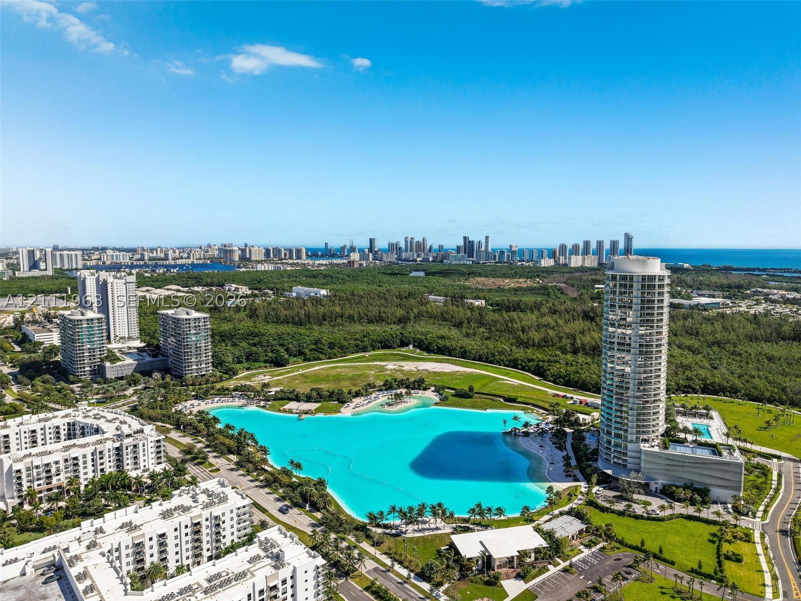 2411 Laguna Cir #2311, North Miami FL 33180