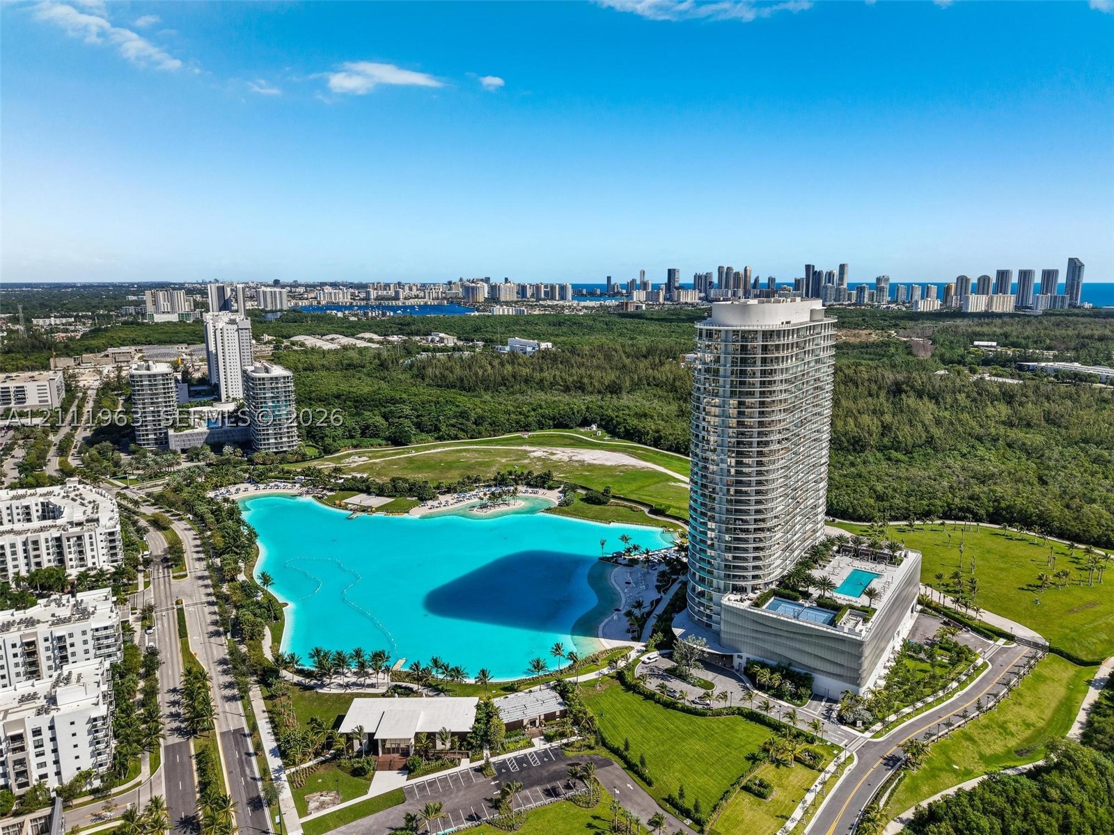 2411 Laguna Cir #2311, North Miami FL 33180