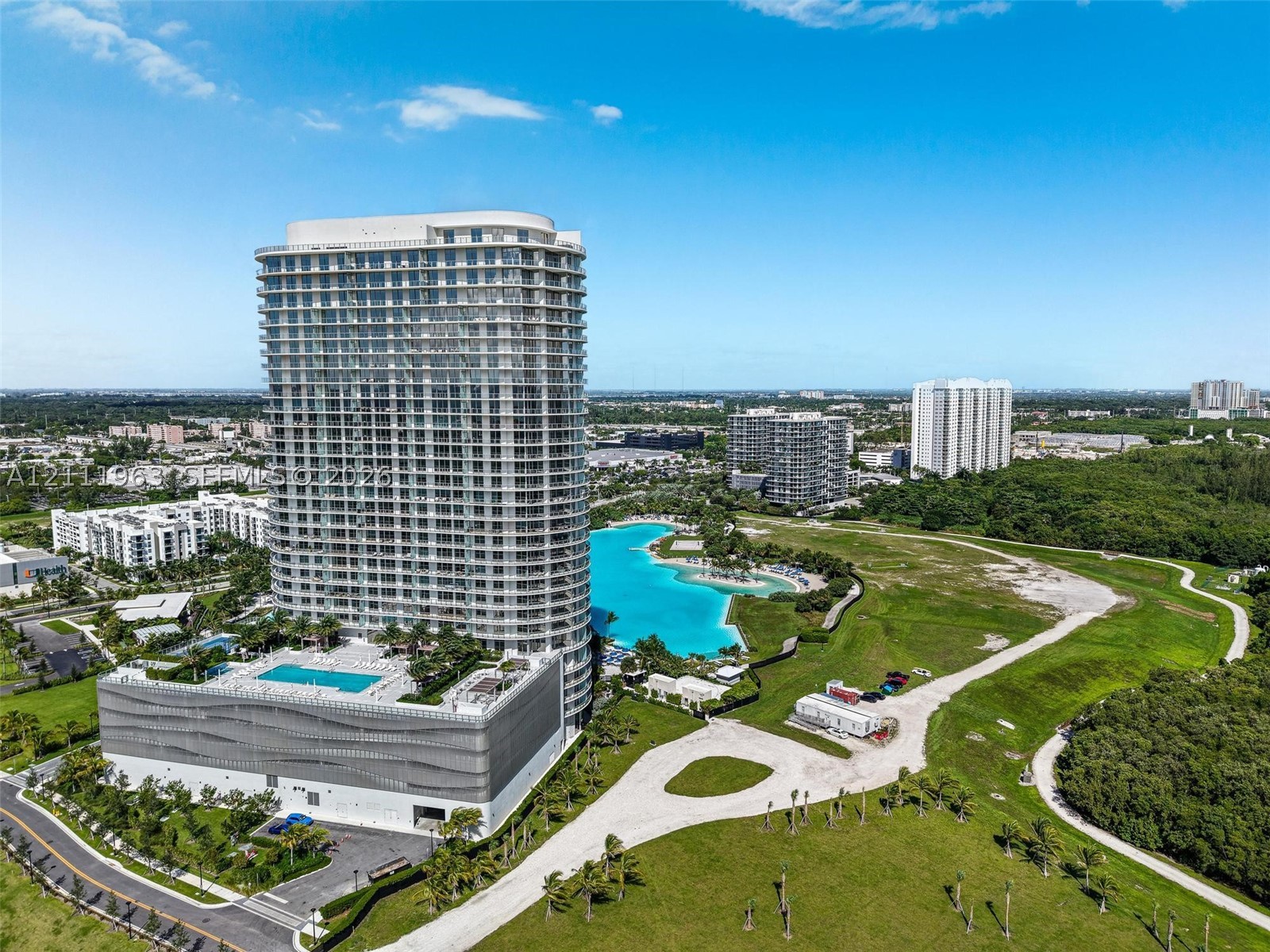 2411 Laguna Cir #2311, North Miami FL 33180