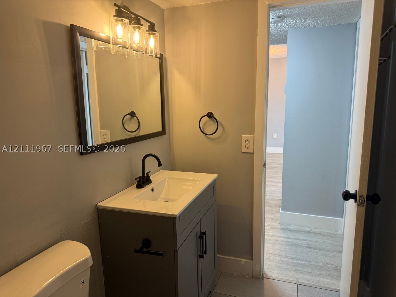 1337 NW 1st St #6, Miami FL 33125