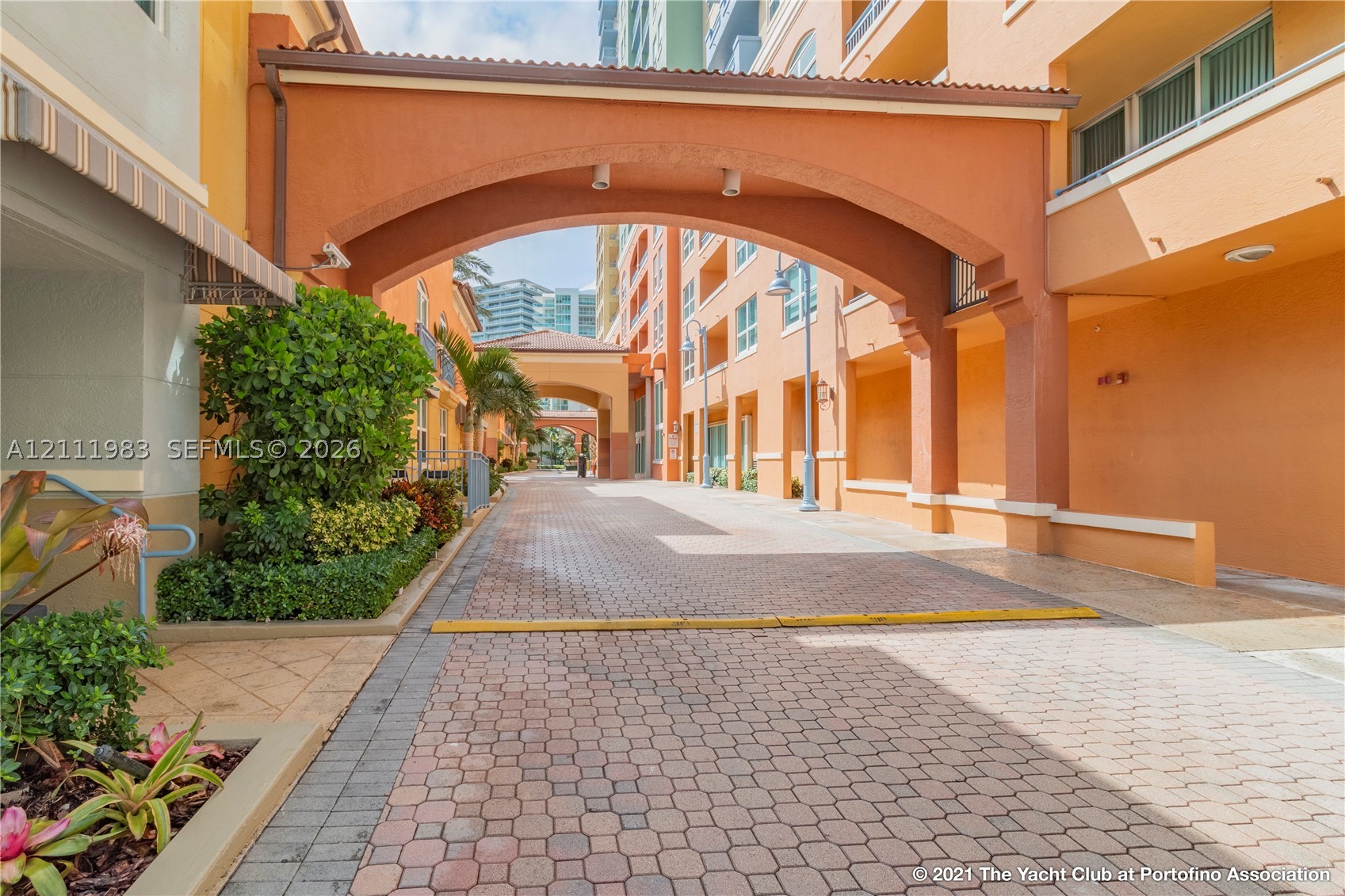 90 Alton Rd #TH-8, Miami Beach FL 33139