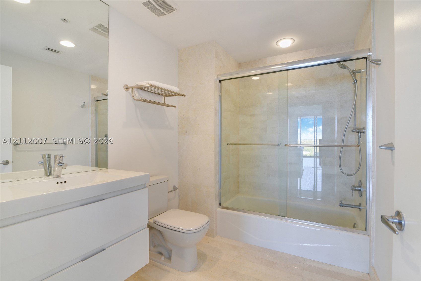 17301 Biscayne Blvd #2002, North Miami Beach FL 33160