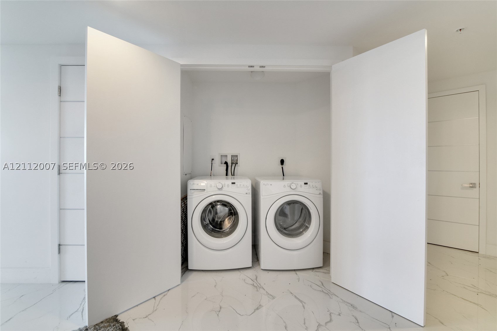 17301 Biscayne Blvd #2002, North Miami Beach FL 33160