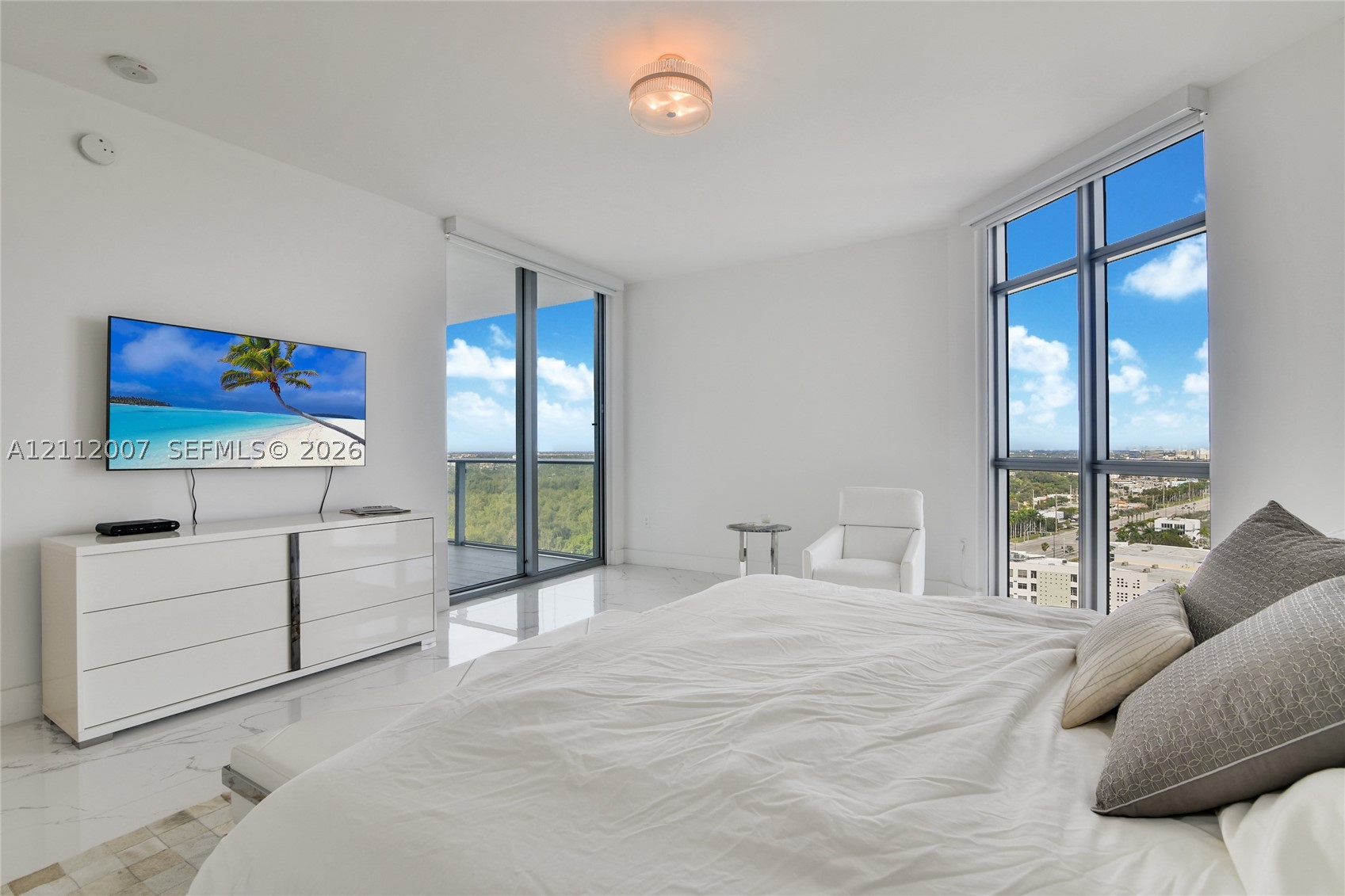 17301 Biscayne Blvd #2002, North Miami Beach FL 33160