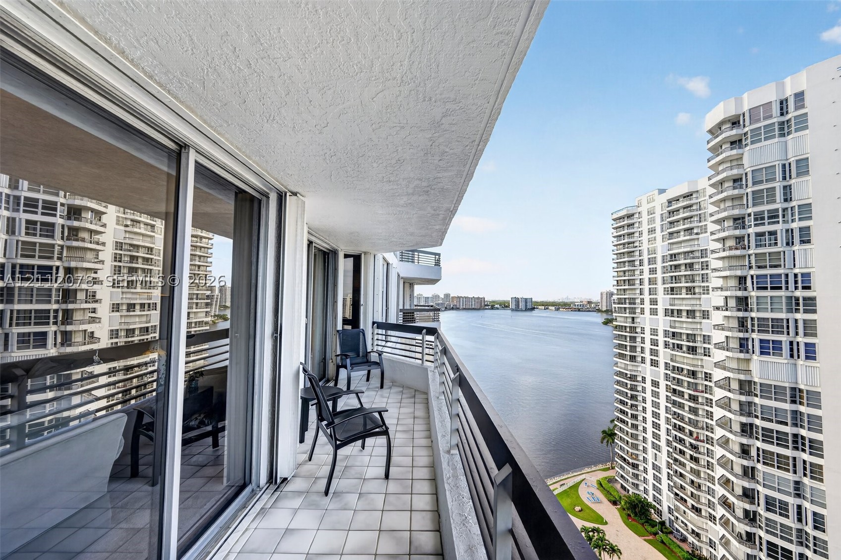 19195 NE 36th Ct #2202, Aventura FL 33180