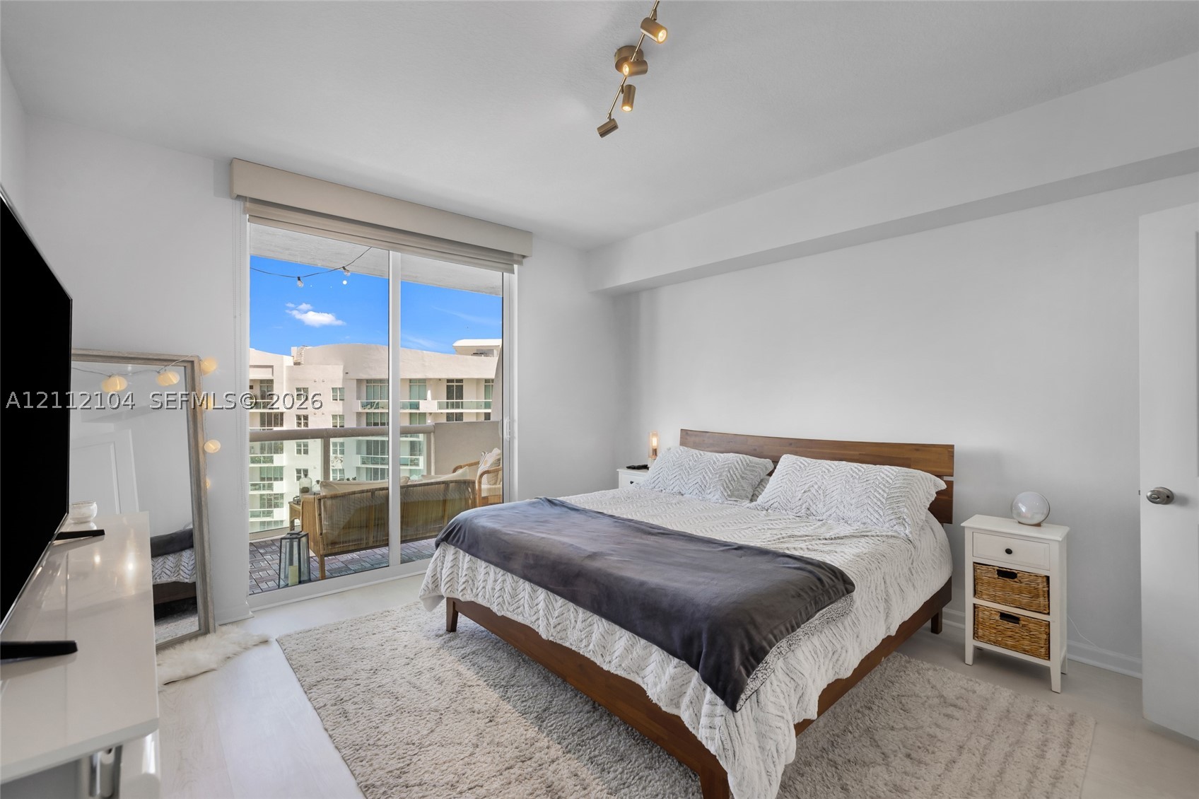 7900 Harbor Island Dr #1203, North Bay Village FL 33141