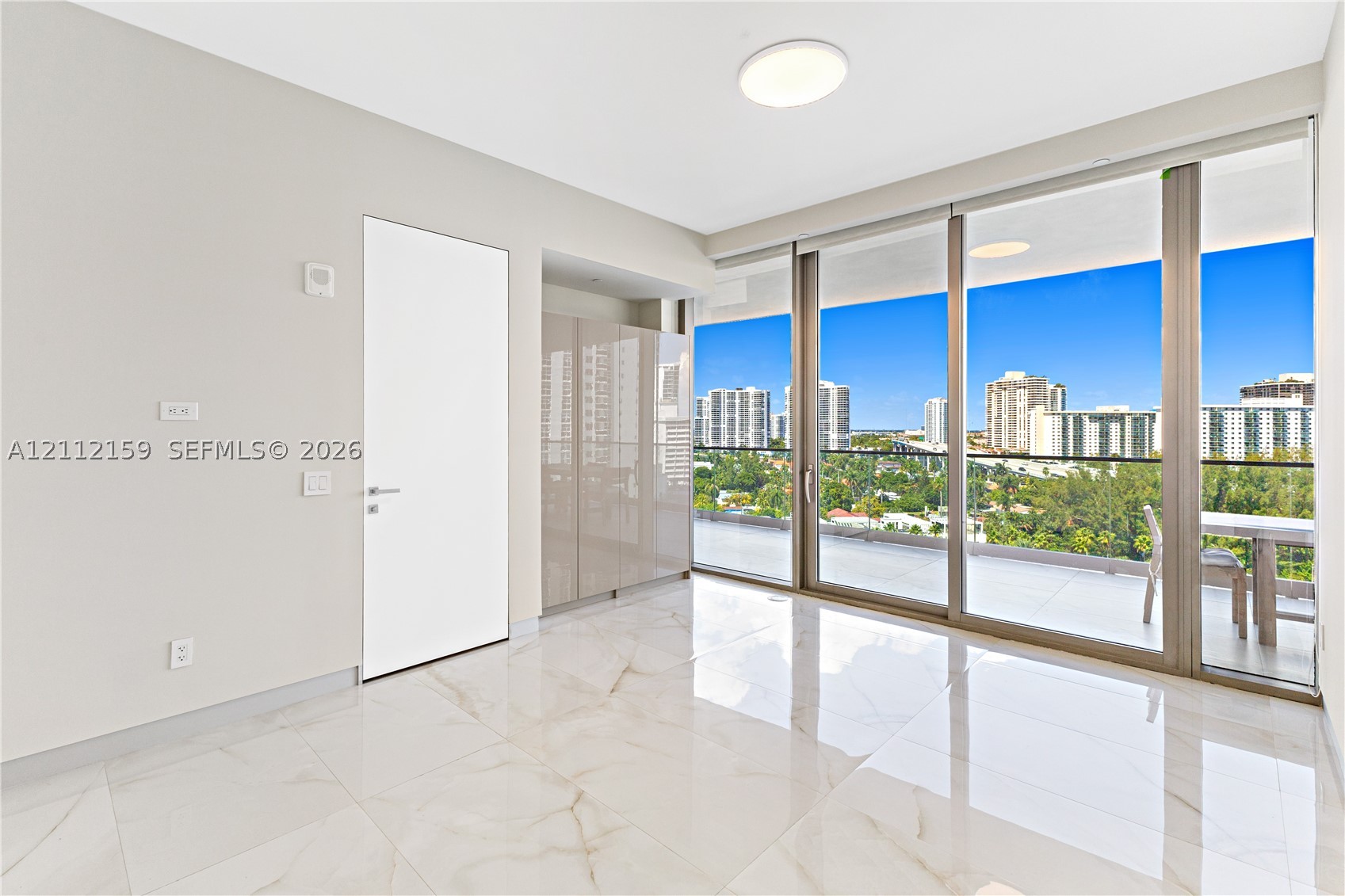 18975 Collins Ave #802, Sunny Isles Beach FL 33160