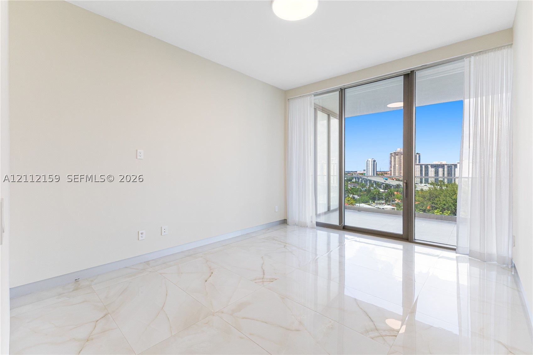 18975 Collins Ave #802, Sunny Isles Beach FL 33160