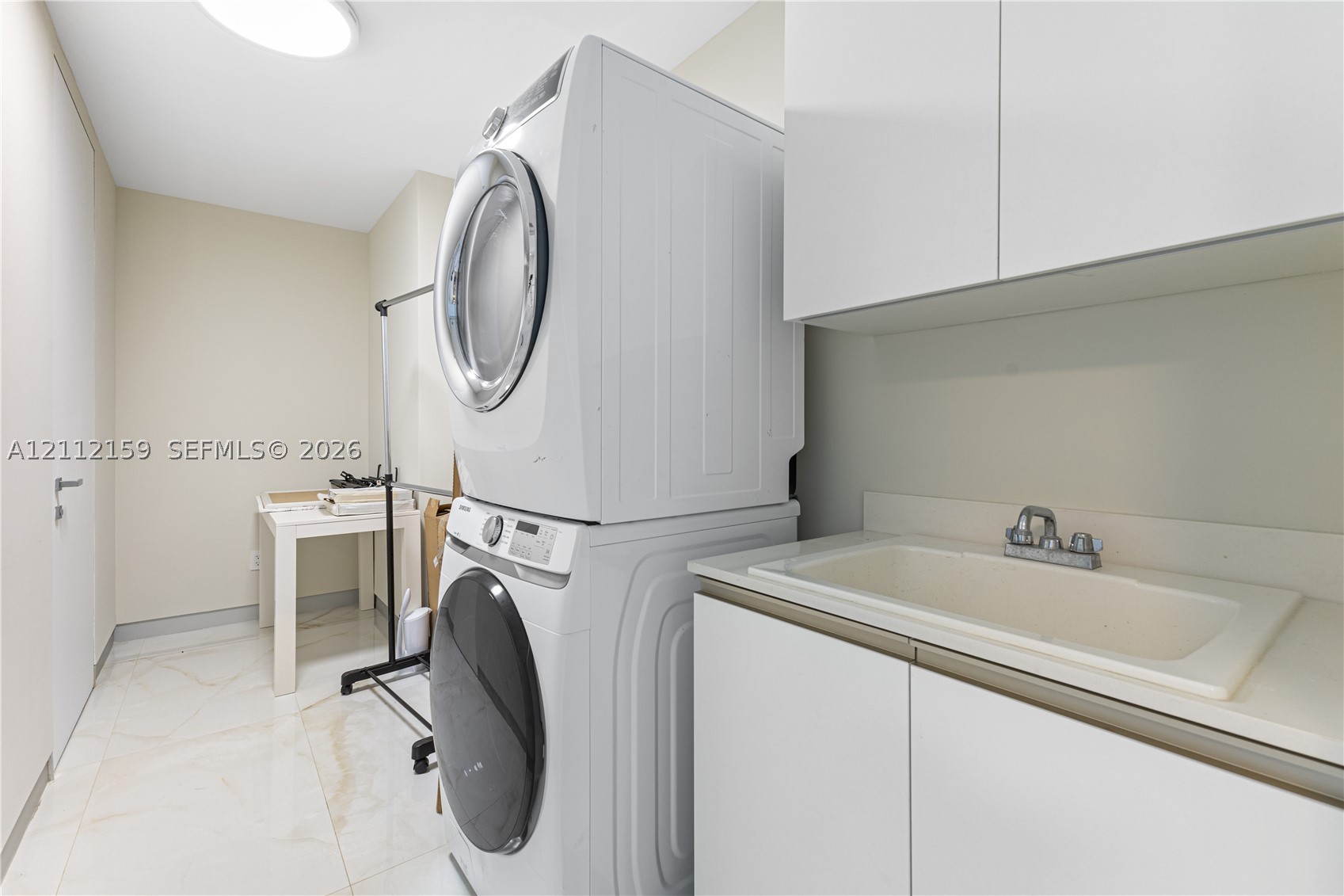 18975 Collins Ave #802, Sunny Isles Beach FL 33160
