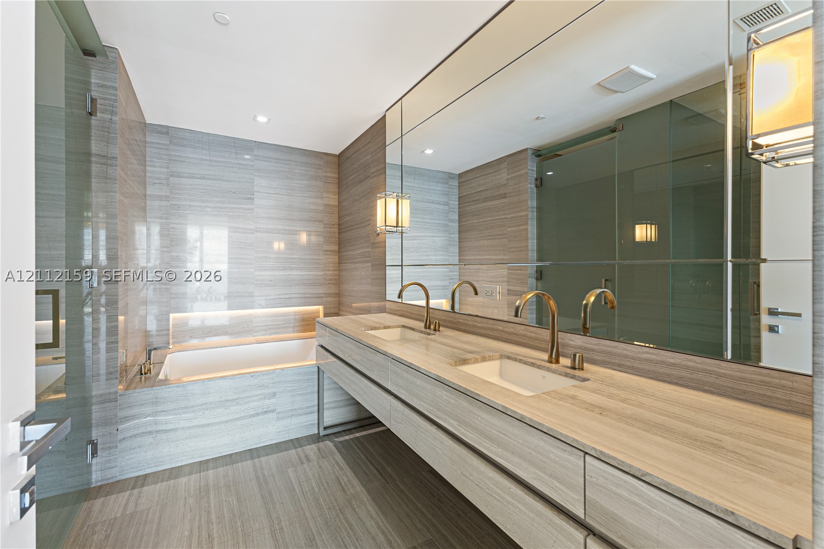 18975 Collins Ave #802, Sunny Isles Beach FL 33160