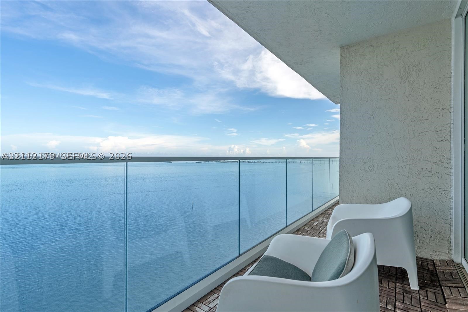 800 Claughton Island Dr #1604, Miami FL 33131