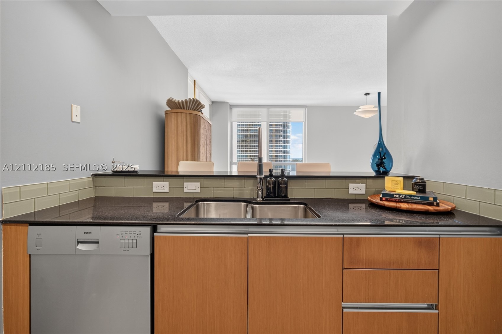 1060 Brickell Ave #2401, Miami FL 33131