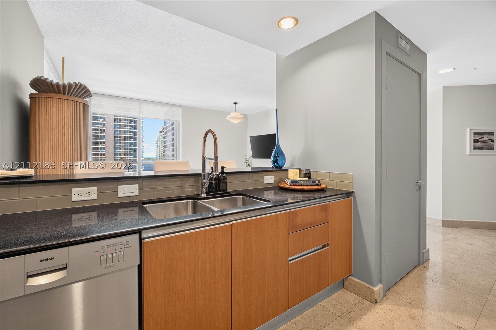 1060 Brickell Ave #2401, Miami FL 33131