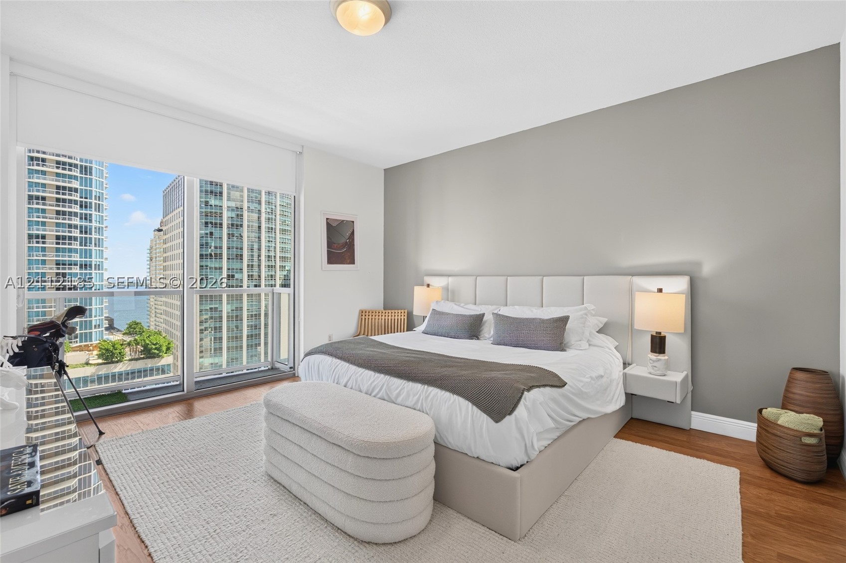 1060 Brickell Ave #2401, Miami FL 33131